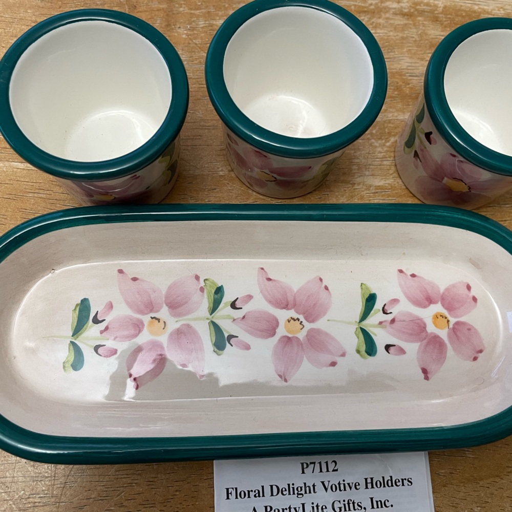 Votive or tealight holder